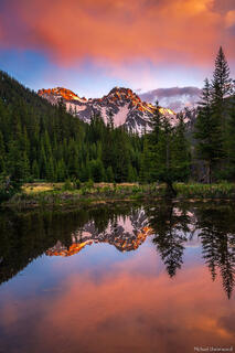 Mirrored Vibrance